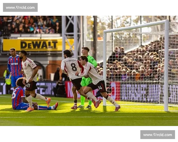 水晶宫迎战利物浦英超焦点对决红军冲击榜首之夜前瞻战术博弈看点